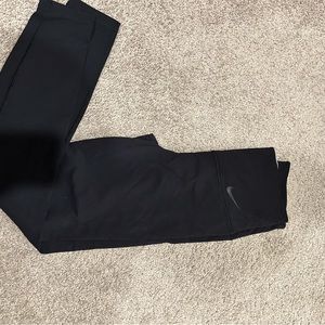 Women’s Nike leggings size medium